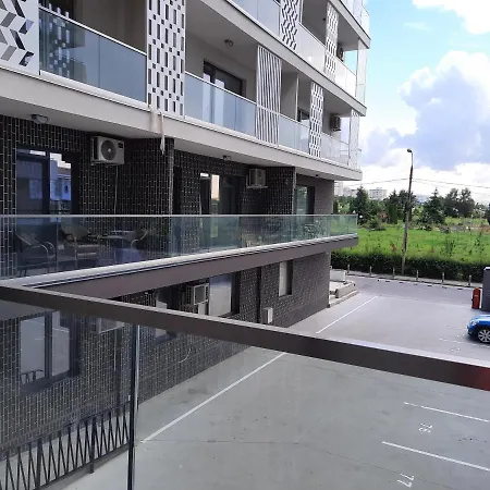 Jeni's コンスタンツァ